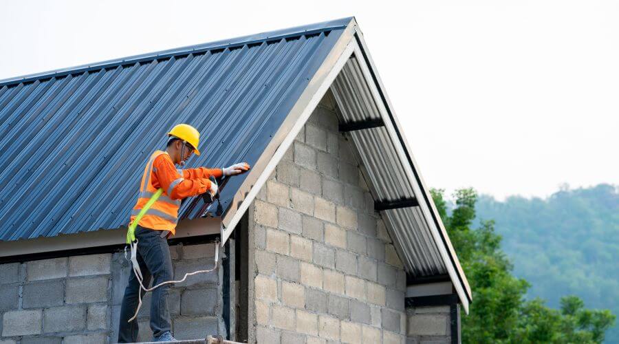 Professional gutter cleaning in Factoryville, PA